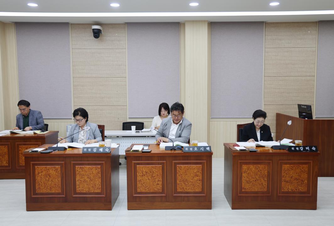 '제337회 정례회 조례안심사특별위원회 제1차 회의' 게시글의 사진(5) '0M4A2477.JPG'