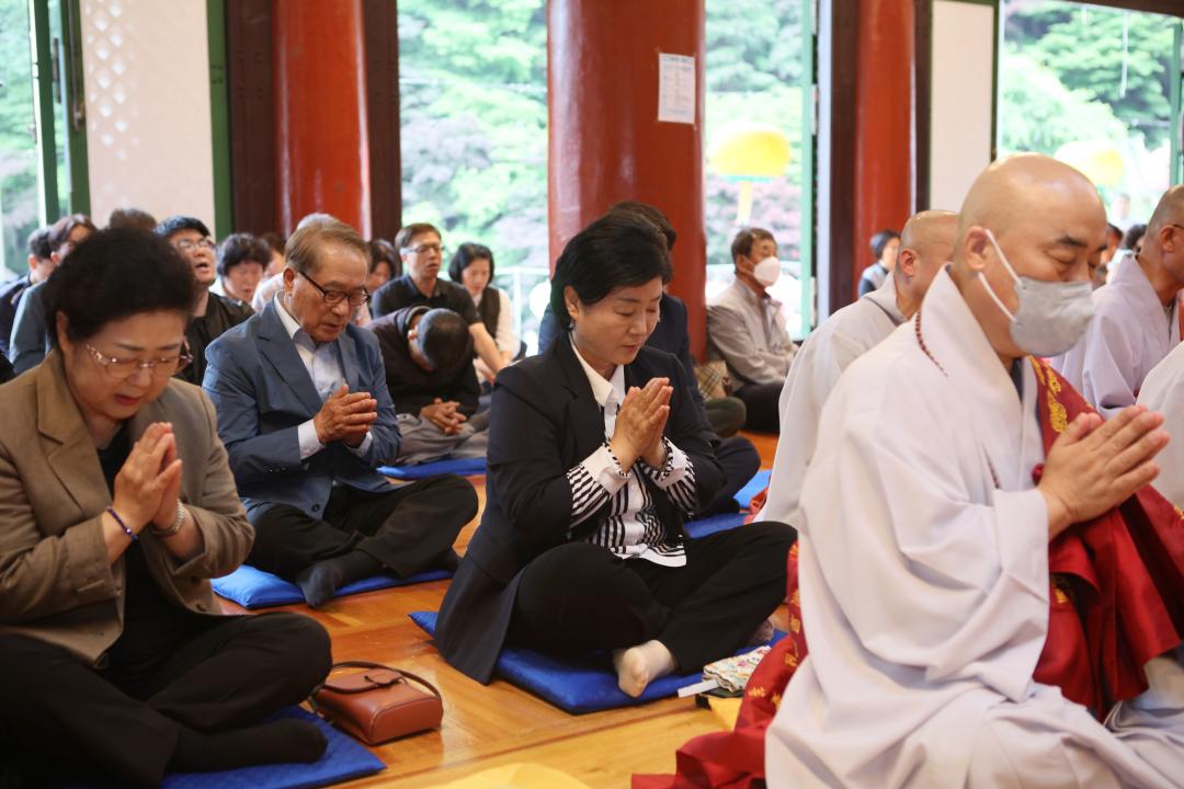 '부처님오신날 봉축 법요식 참석' 게시글의 사진(3) '4.27. 부처님오신날 봉축 법요식 (28).JPG'