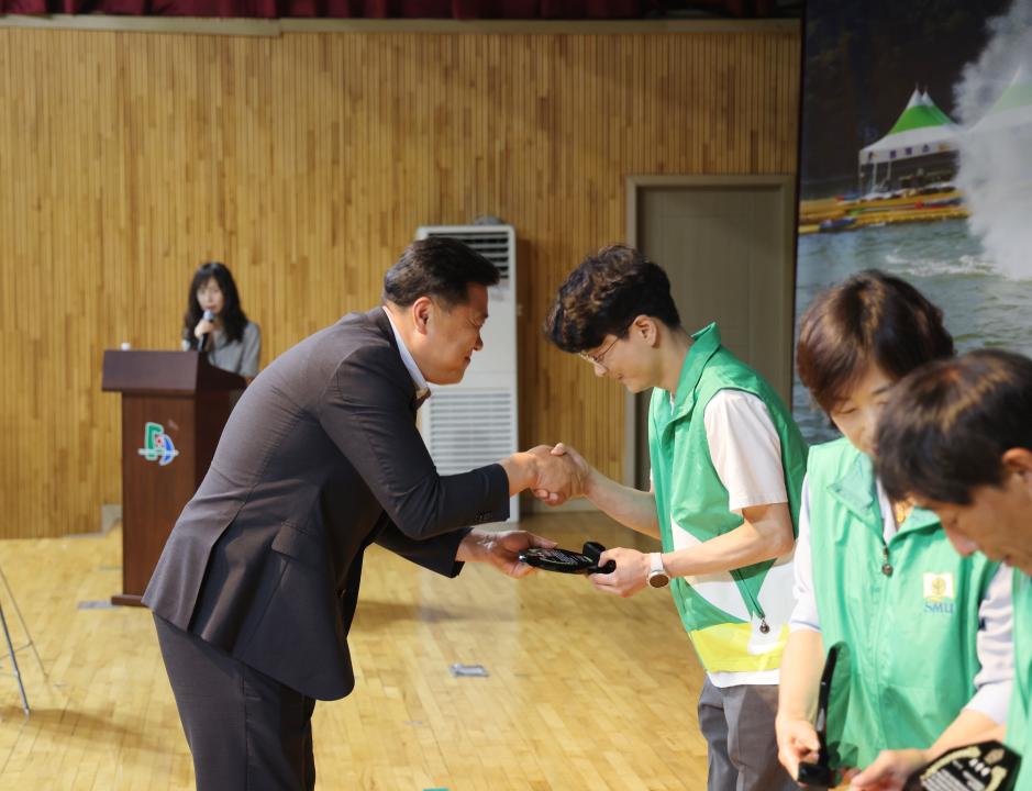 '새마을운동 제창 55주년 제15회 새마을의 날 기념식' 게시글의 사진(14) '0M4A4446.JPG'