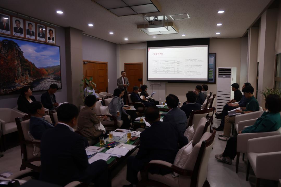 '의원간담회(의원연구단체 용역 착수 보고 외 2건)' 게시글의 사진(8) '0M4A1292.JPG'