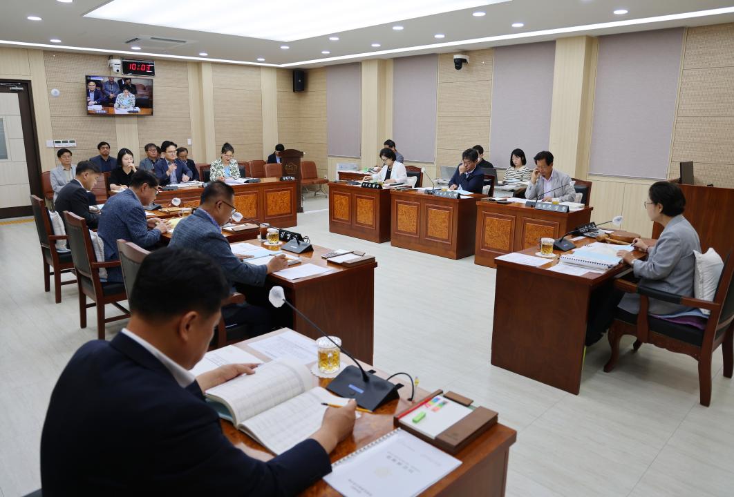 '제339회 단양군의회(임시회) 예산결산특별위원회 제1차 회의' 게시글의 사진(4) '0M4A9516.JPG'