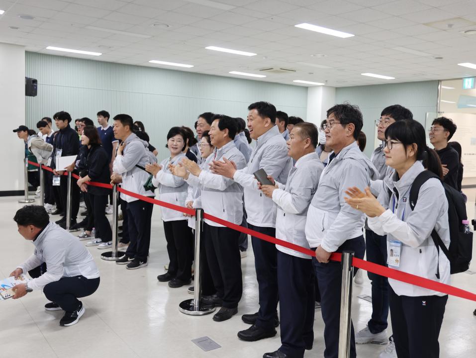 '4. 24. 제19회 충청북도장애인도민체전 출전 선수단 격려' 게시글의 사진(37) '0M4A5759.JPG'