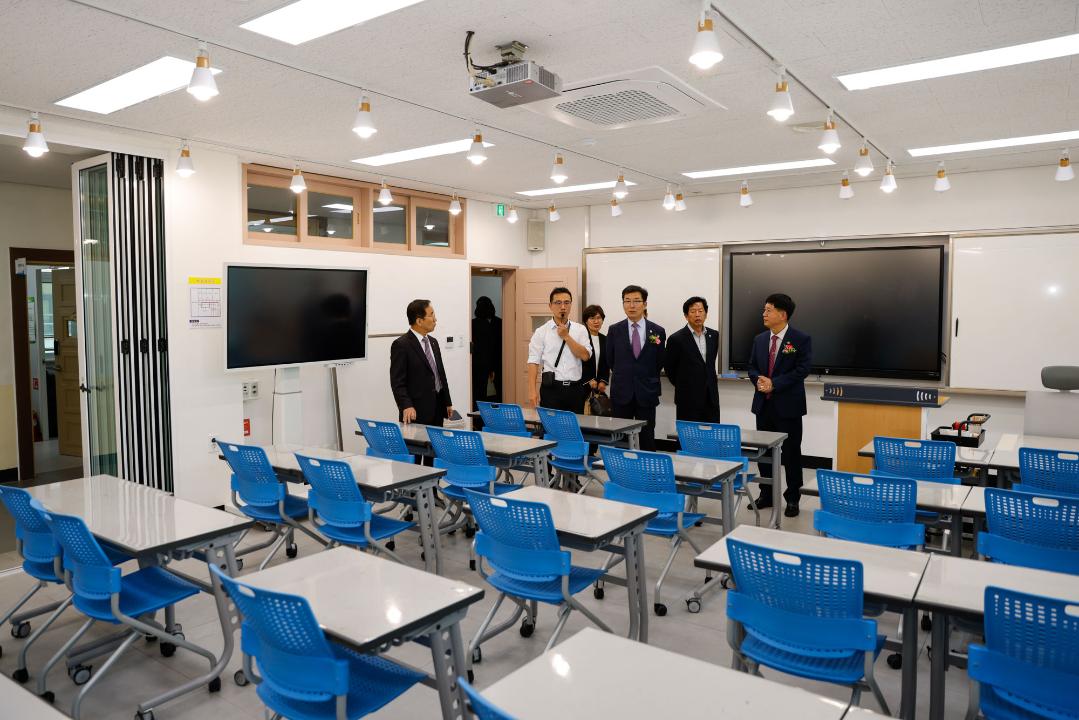 '단양중학교 창의융합교육관 개관식' 게시글의 사진(1) '5.7_단양중학교 창의융합교육관 개관식_15_web.jpg'