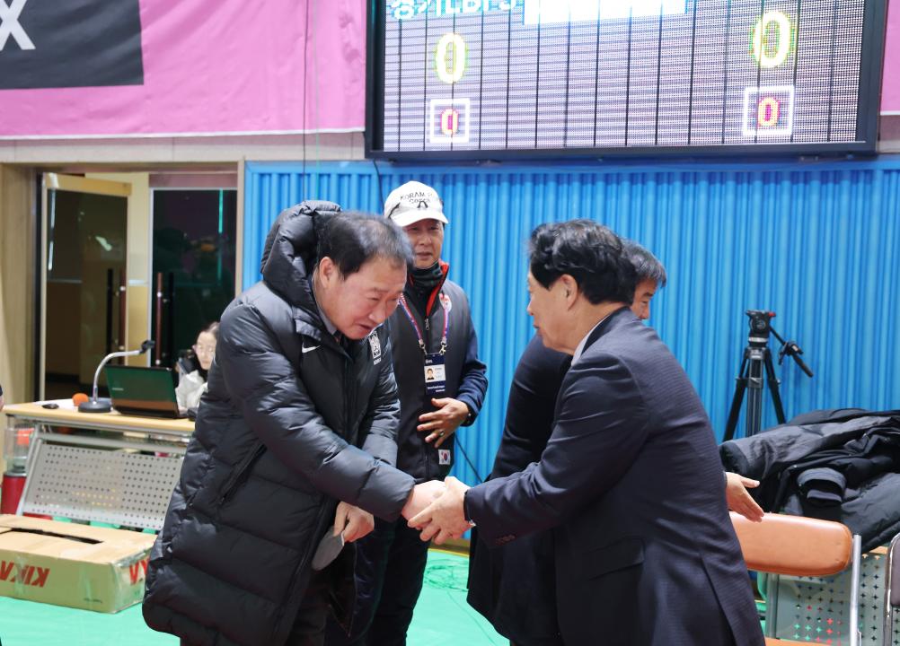 'flex 2024-2025 FK리그 개막전 격려 및 참관' 게시글의 사진(3) '0M4A6457.JPG'