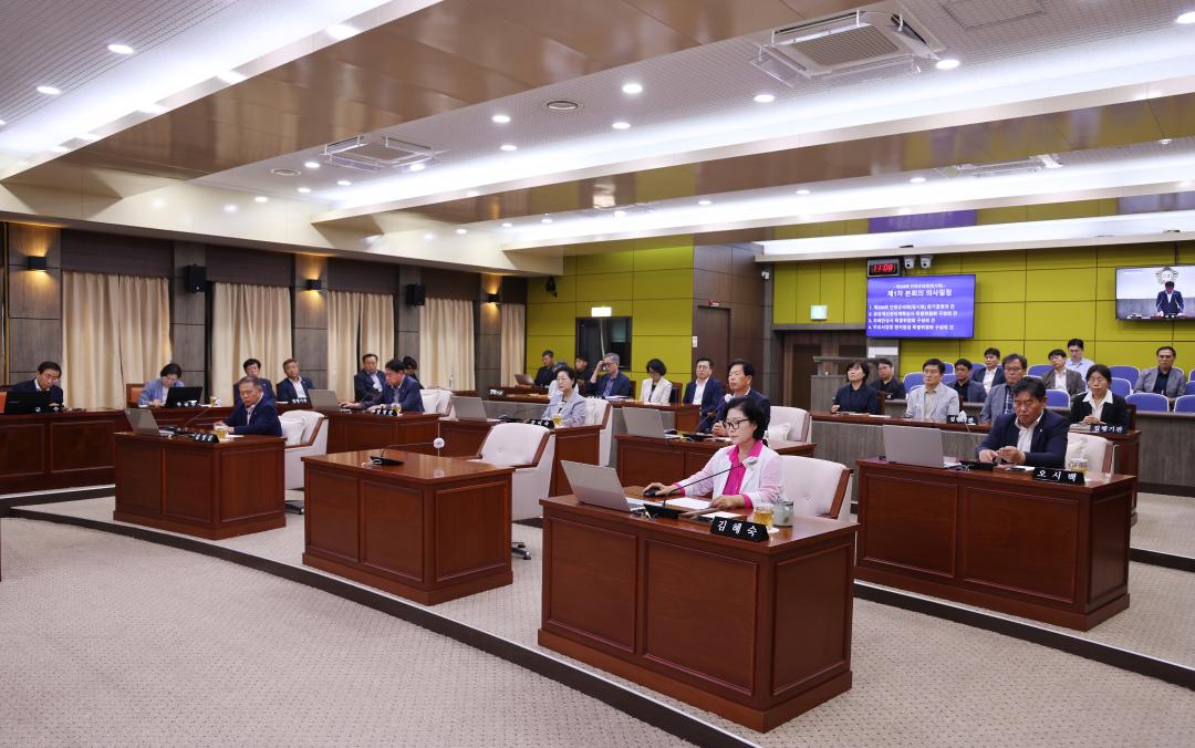 '제339회 단양군의회(임시회) 개회식 및 제1차 본회의' 게시글의 사진(5) '0M4A5907.JPG'