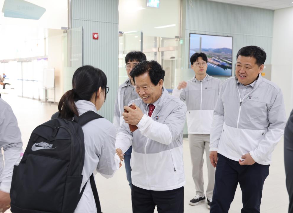 '4. 24. 제19회 충청북도장애인도민체전 출전 선수단 격려' 게시글의 사진(20) '0M4A5640.JPG'