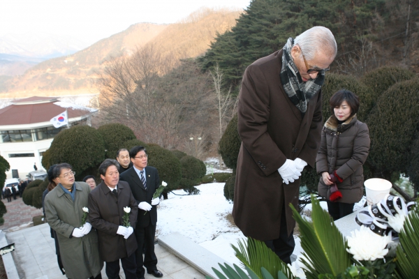 2015년 새해 충혼탑 참배