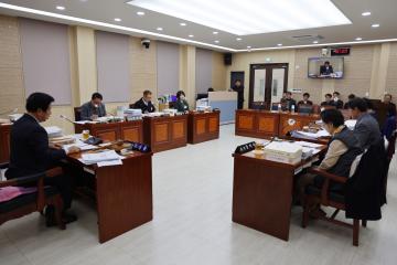 제332회 정례회 예산결산특위 제12차 회의