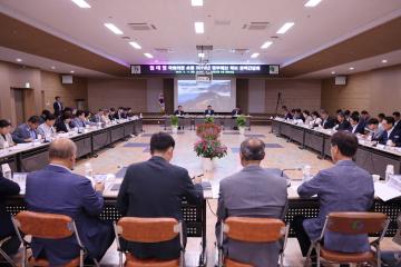 엄태영 국회의원 초청 정책간담회