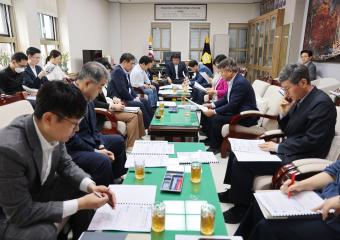 5월 정례 의원간담회