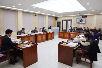 제332회 정례회 예산결산특위 제10차 회의